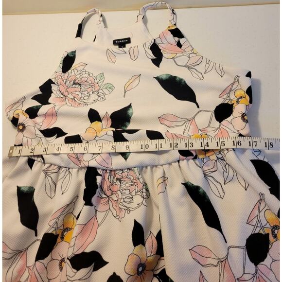 Torrid White Floral Textured Lined Knit High Neck Skater Dress Women's Size 1X - Picture 6 of 12